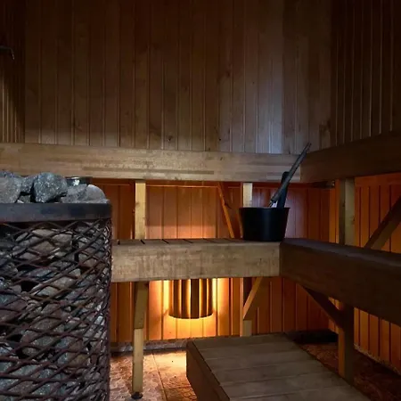 Kihnu Külalistemaja Habitación en casa particular *