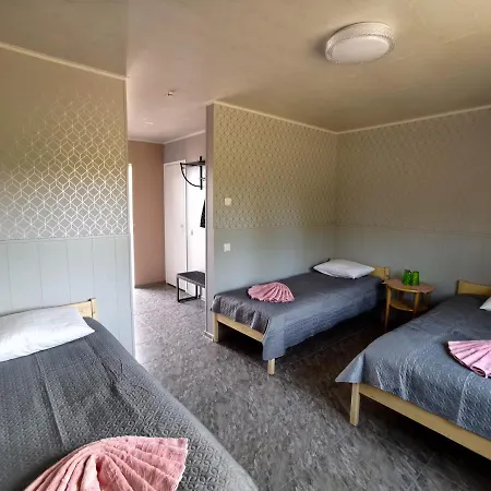 Kihnu Külalistemaja Habitación en casa particular *