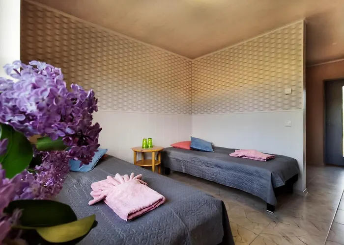 Kihnu Kuelalistemaja *